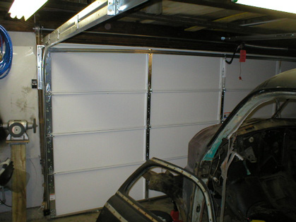 Garage Door 1.jpg (57661 bytes)