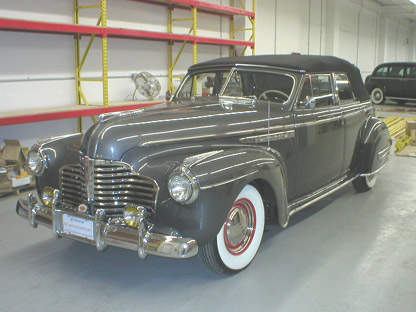 Gray Roadmaster 1.jpg (52725 bytes)