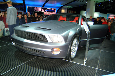 Mustang Prototype.jpg (53935 bytes)