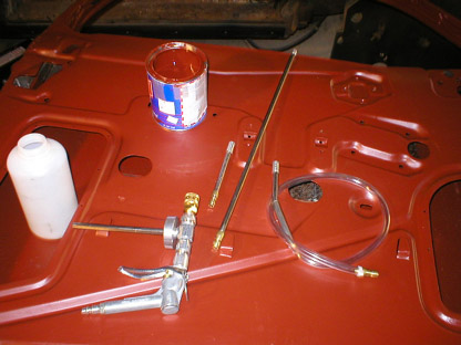 Rustproofing gun.jpg (47603 bytes)